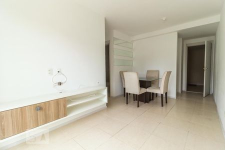 Apartamento para alugar com 3 quartos, 64m² em Jacarepaguá, Rio de Janeiro