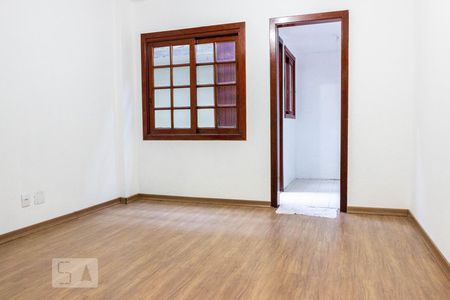 Sala de kitnet/studio para alugar com 1 quarto, 40m² em Petrópolis, Porto Alegre
