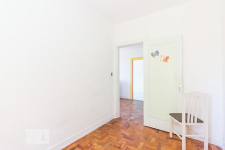 Quarto 1 de casa para alugar com 2 quartos, 65m² em Chácara Inglesa, São Paulo