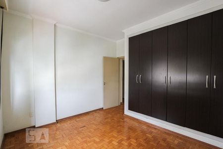 Apartamento à venda com 128m², 3 quartos e 1 vaga Apartamento à venda com 128m², 3 quartos e 1 vagaQuarto 1