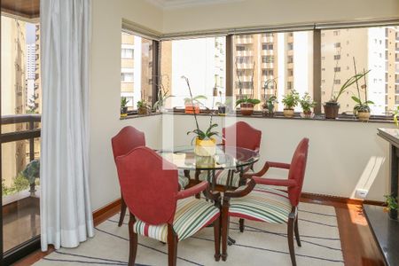 Sala de apartamento à venda com 4 quartos, 236m² em Perdizes, São Paulo