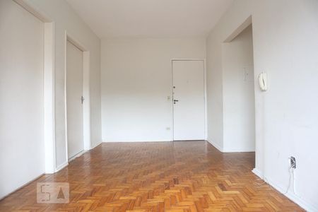 Apartamento para alugar com 65m², 2 quartos e 1 vagaSala