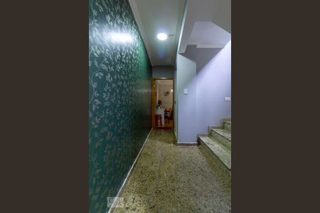 Casa à venda com 170m², 3 quartos e 2 vagas Casa à venda com 170m², 3 quartos e 2 vagasCorredor