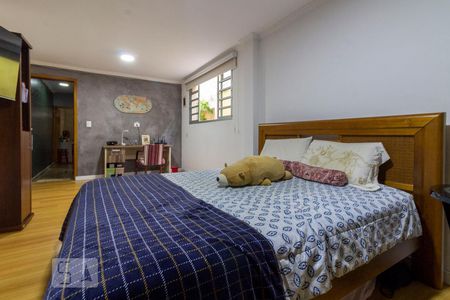 Casa à venda com 170m², 3 quartos e 2 vagas Casa à venda com 170m², 3 quartos e 2 vagasQuarto 2