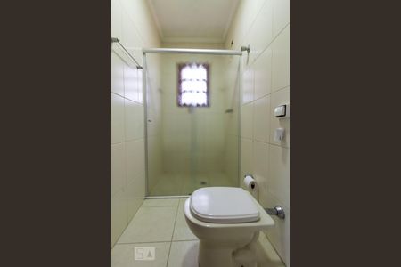 Casa à venda com 170m², 3 quartos e 2 vagas Casa à venda com 170m², 3 quartos e 2 vagasBanheiro