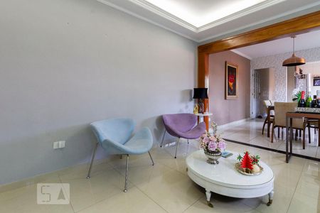 Sala de casa à venda com 3 quartos, 170m² em Vila Paranaguá, São Paulo