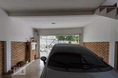 Casa à venda com 170m², 3 quartos e 2 vagas Casa à venda com 170m², 3 quartos e 2 vagasGaragem