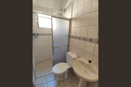 Banheiro de apartamento à venda com 2 quartos, 51m² em Industrial, Novo Hamburgo