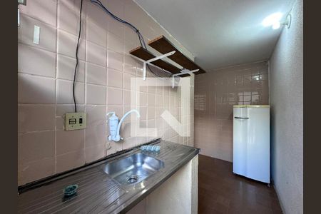 Cozinha de casa para alugar com 1 quarto, 50m² em Jardim Promissão, São Paulo