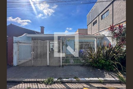 Casa para alugar com 50m², 1 quarto e 1 vagaFachada