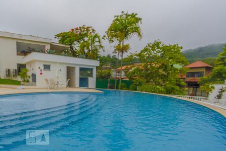 Apartamento à venda com 80m², 2 quartos e 1 vagaÁrea Comum - Piscina