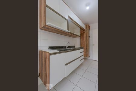Apartamento à venda com 80m², 2 quartos e 1 vagaCozinha