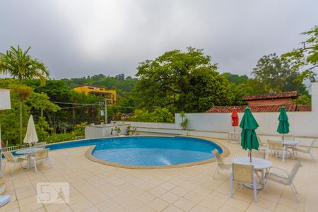 Apartamento à venda com 80m², 2 quartos e 1 vagaÁrea Comum - Piscina