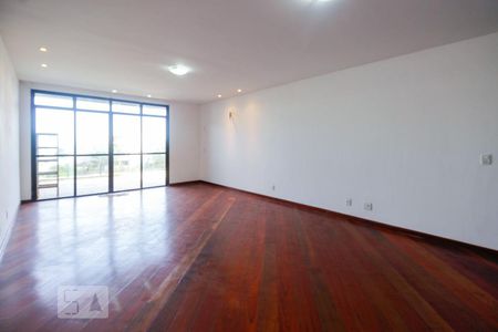 Sala de apartamento para alugar com 3 quartos, 315m² em Recreio dos Bandeirantes, Rio de Janeiro