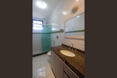 Apartamento para alugar com 315m², 3 quartos e 3 vagasBanheiro da Suíte