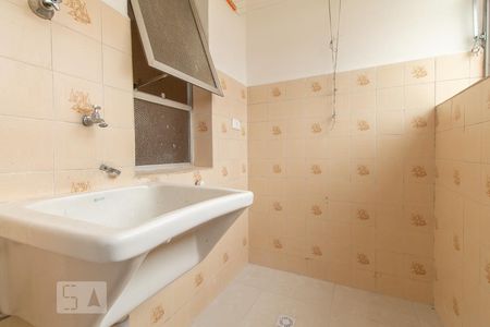 Apartamento para alugar com 70m², 2 quartos e 1 vagaÁrea de serviço