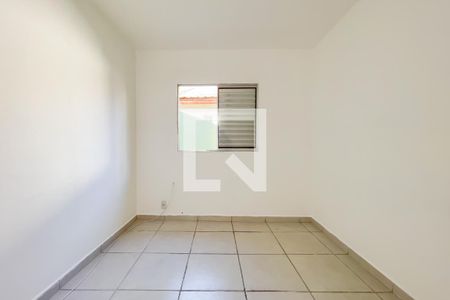 Quarto 2 de casa para alugar com 2 quartos, 180m² em Cidade das Flores, Osasco