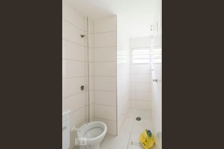 Banheiro de casa para alugar com 2 quartos, 180m² em Cidade das Flores, Osasco