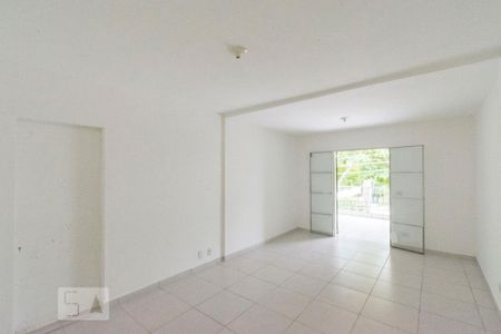 Quarto 1 de casa para alugar com 2 quartos, 180m² em Cidade das Flores, Osasco