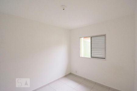 Quarto 2 de casa para alugar com 2 quartos, 180m² em Cidade das Flores, Osasco