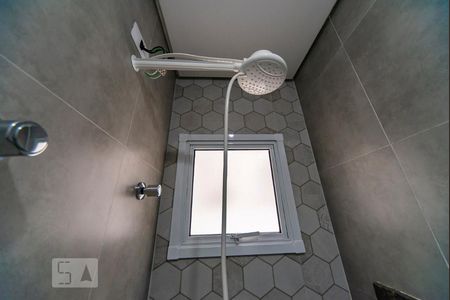 Apartamento à venda com 69m², 3 quartos e 1 vaga Apartamento à venda com 69m², 3 quartos e 1 vagaChuveiro