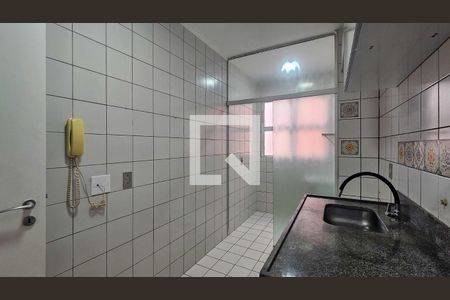 Cozinha de apartamento para alugar com 3 quartos, 60m² em Vila Isa, São Paulo