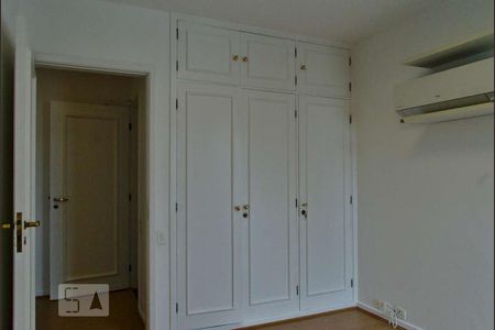 Apartamento à venda com 145m², 4 quartos e 3 vagasQuarto 1