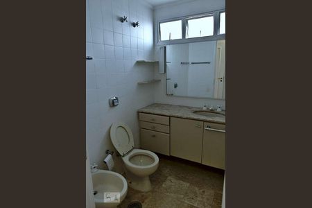 Apartamento à venda com 145m², 4 quartos e 3 vagasBanheiro Suite