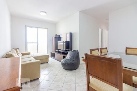 Apartamento para alugar com 62m², 3 quartos e 1 vagaSala