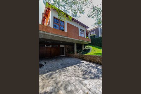 Casa à venda com 380m², 3 quartos e 4 vagasFachada