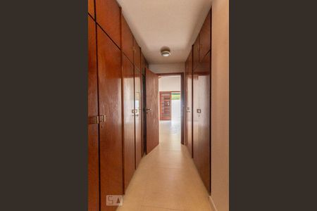Casa à venda com 380m², 3 quartos e 4 vagasSuíte 3