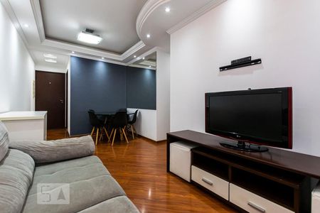 Apartamento para alugar com 77m², 3 quartos e 1 vagaSala