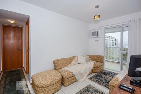 Sala de apartamento à venda com 2 quartos, 68m² em Jacarepaguá, Rio de Janeiro