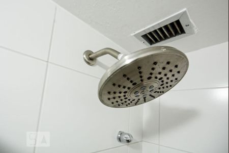 Apartamento à venda com 68m², 2 quartos e 1 vaga Apartamento à venda com 68m², 2 quartos e 1 vagaBanheiro Social