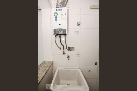 Apartamento à venda com 68m², 2 quartos e 1 vaga Apartamento à venda com 68m², 2 quartos e 1 vagaCozinha e Área de Serviço