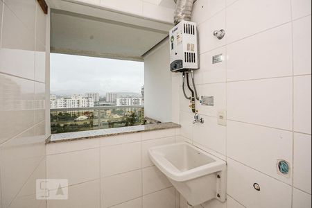 Apartamento à venda com 68m², 2 quartos e 1 vaga Apartamento à venda com 68m², 2 quartos e 1 vagaCozinha e Área de Serviço