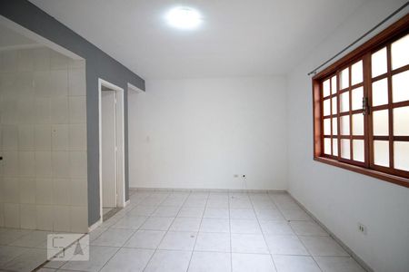 Casa de condomínio para alugar com 80m², 2 quartos e 1 vagasala
