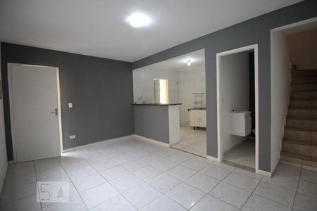 Casa de condomínio para alugar com 80m², 2 quartos e 1 vagasala