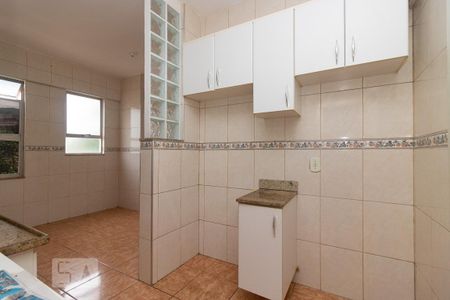 Apartamento à venda com 75m², 2 quartos e 1 vaga Apartamento à venda com 75m², 2 quartos e 1 vagaCozinha
