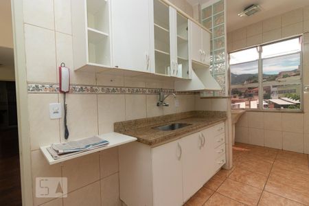 Apartamento à venda com 75m², 2 quartos e 1 vaga Apartamento à venda com 75m², 2 quartos e 1 vagaCozinha