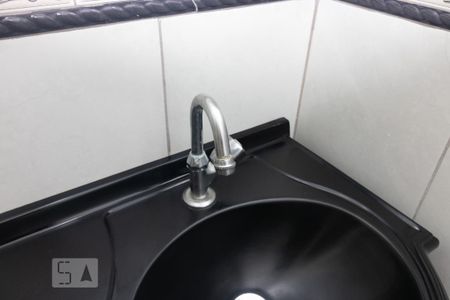 Apartamento à venda com 75m², 2 quartos e 1 vaga Apartamento à venda com 75m², 2 quartos e 1 vagaBanheiro