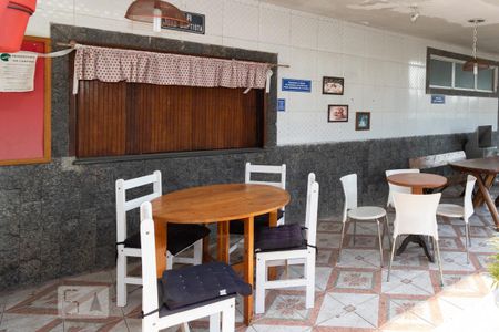 Apartamento à venda com 75m², 2 quartos e 1 vaga Apartamento à venda com 75m², 2 quartos e 1 vagaCantina