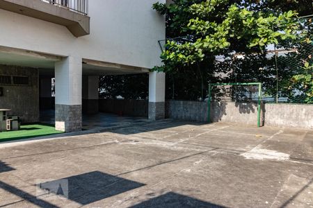 Apartamento à venda com 75m², 2 quartos e 1 vaga Apartamento à venda com 75m², 2 quartos e 1 vagaQuadra Esportiva