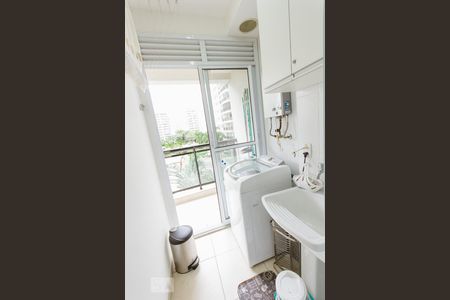 Apartamento à venda com 70m², 2 quartos e 1 vagaCozinha e Área de Serviço