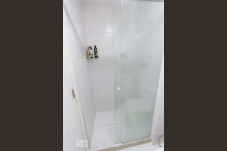 Apartamento à venda com 70m², 2 quartos e 1 vagaBanheiro Quarto 2 - Suíte