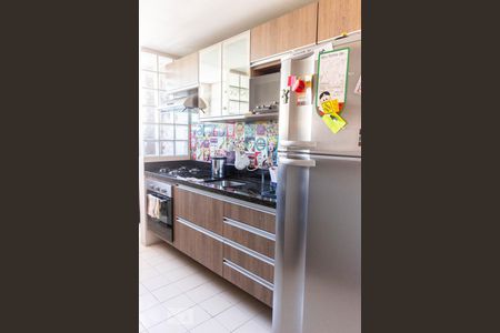 Cozinha de apartamento à venda com 2 quartos, 50m² em Protásio Alves, Porto Alegre
