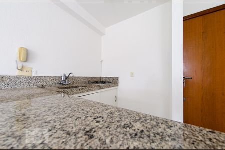 Cozinha de apartamento à venda com 1 quarto, 41m² em Coração Eucarístico, Belo Horizonte
