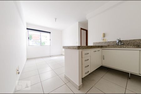 Cozinha de apartamento à venda com 1 quarto, 41m² em Coração Eucarístico, Belo Horizonte