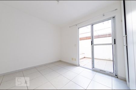 Quarto de apartamento à venda com 1 quarto, 41m² em Coração Eucarístico, Belo Horizonte