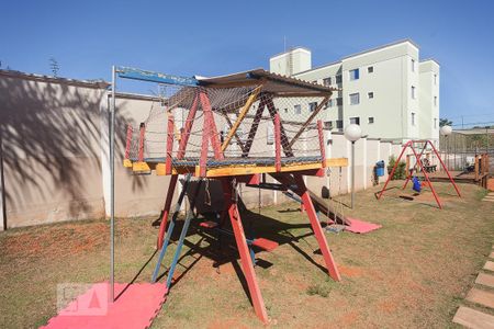 Apartamento para alugar com 44m², 2 quartos e 1 vaga Apartamento para alugar com 44m², 2 quartos e 1 vagaDependências do condominio - playground
